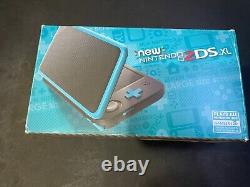 Nintendo New 2DS XL Noir/Turquoise - Chargeur du système - Boîte originale - Bon état