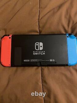 Nintendo Switch Console Complète Avec Boîte D'origine (bon État)