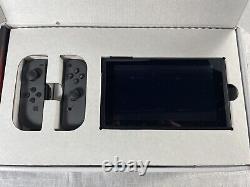 Nintendo Switch HAC-001 Console Gris Joy-Con + 2 Jeux, Bundle Boîte d'Origine Très Bonne Condition