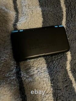Nouveau Nintendo 2ds XL Black And Teal Very Good Condition Box, Stylus, Chargeur