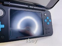 Nouvelle Console Nintendo 2ds XL (noir Et Turquoise) Bonne Charge De Condition Et Boîtier