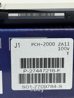 PlayStation Vita PCH-2000ZA11 en très bon état