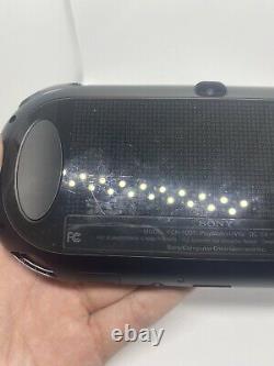 Ps Vita Pch1001 Ofw-3.73 Used- Good Condition 4gb Memory Card+assassins Creed