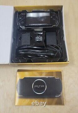 Sony PSP 3000 Noir Complet dans la Boîte Bonne Condition Testé et Fonctionne
