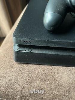 Sony Playstation 4 Pro 1 To Console Noire Très Bon État + 9 Ganes