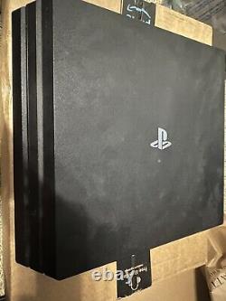 Sony Playstation 4 Pro 1tb Console Noire Très Bon État