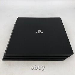 Sony Playstation 4 Pro Noir 1 To Bon État Avec Contrôleur + Câbles + Jeu