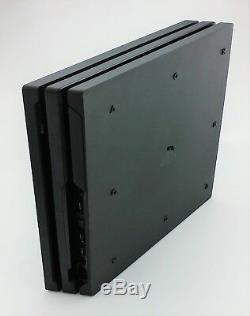 Sony Playstation 4 Ps4 Pro 1tb Console Cuh-7215b Jet Black Bonne Forme