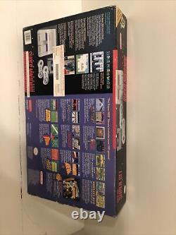 Super Nintendo Console Boîte Seulement Très Bon État Presque 30 Ans