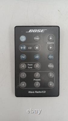 Système de musique Bose Wave noir en bon état, utilisé avec télécommande